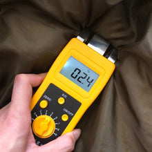 Cargar imagen en el visor de la galería, Medidor de Humedad en Textiles DM200P